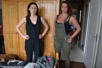MW107 - HAYLEE vs MILANA - Nude Fight - Image 2
